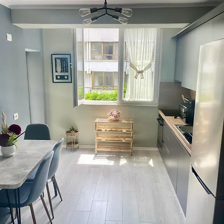 Joyful Apartment *